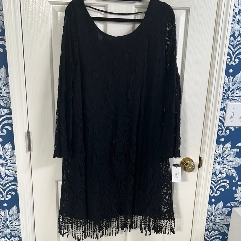NWT-Ing Black Sheath Long Sleeve Cocktail Dress